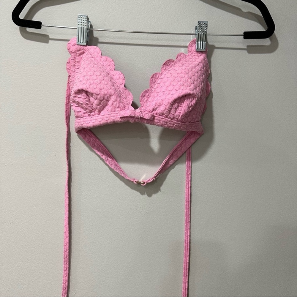 Small Kate Spade Scalloped Bikini Top